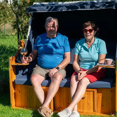 Konukevi Zur Krone 3*